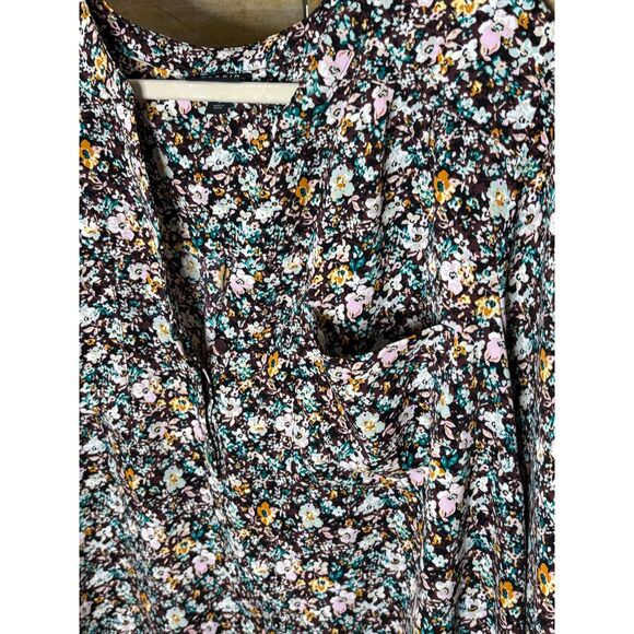 TORRID FLORAL CASUAL GEORGETTE PULLOVER CLASSIC FAVORITE EVERYDAY BLOUSE SZ.3 3X - Picture 3 of 3